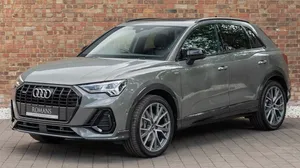 Audi Q3 F3 Etukulmapaneeli 