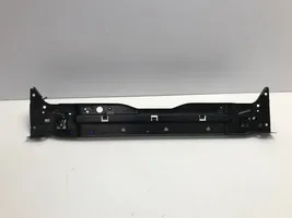 Volvo XC40 Staffa del pannello di supporto del radiatore parte superiore 32297098