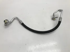 Volvo XC40 Air conditioning (A/C) pipe/hose 31694881