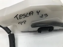 Tesla Model Y Zamek drzwi przednich 150067391B