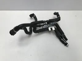 Mercedes-Benz EQC Tubo flessibile del liquido di raffreddamento del motore A2935010900