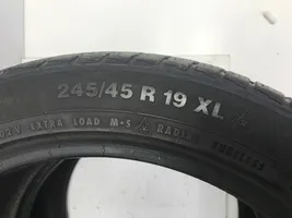 AC 428 Neumático de invierno R19 