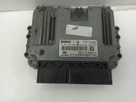 Hyundai i30 Sterownik / Moduł ECU 0281017208