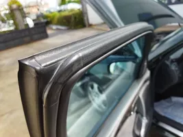 Mercedes-Benz E W212 Priekinė sandarinimo guma (ant durų) 