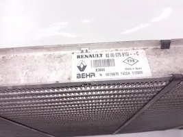 Renault Espace IV Välijäähdyttimen jäähdytin 8200075810