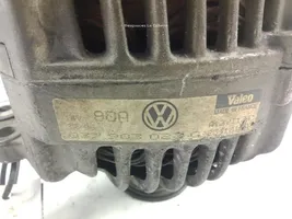 Volkswagen Golf III Generatore/alternatore 037903023G