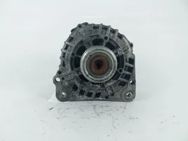 Volkswagen PASSAT B5.5 Alternator 028903031A