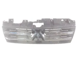 Mitsubishi Montero Grille de calandre avant 7450A150