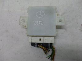 Mercedes-Benz E A207 Pysäköintitutkan (PCD) ohjainlaite/moduuli A2129009505