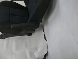 Mazda MPV II LW Fotel przedni kierowcy 