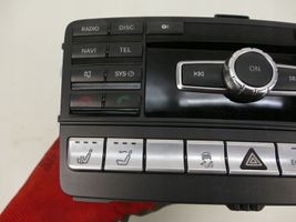 Mercedes-Benz SLK R172 Panel / Radioodtwarzacz CD/DVD/GPS A1729013001