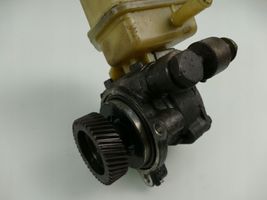 Mazda MPV II LW Ohjaustehostimen pumppu 