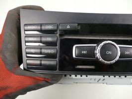 Mercedes-Benz E A207 Unidad delantera de radio/CD/DVD/GPS A2129005327