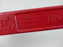 Audi A4 S4 B8 8K Varoituskolmio 8T0860251