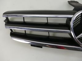 Mercedes-Benz CLK A209 C209 Grille de calandre avant A2098800123