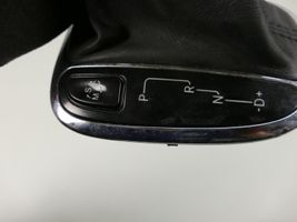 Mercedes-Benz CLK A209 C209 Rivestimento in pelle/manopola della leva del cambio A2092672510