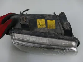 Audi A4 S4 B5 8D Lampa przednia 8D0941004E