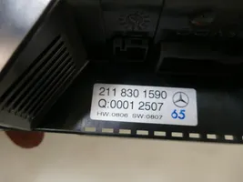 Mercedes-Benz E AMG W211 Unité de contrôle climatique 2118301590