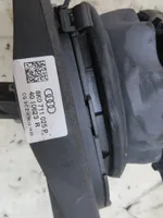 Audi A4 S4 B8 8K Vaihteenvalitsimen vaihtaja vaihdelaatikossa 8K0711025P