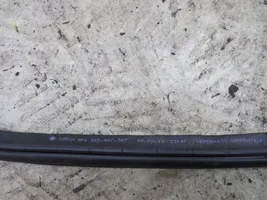 Skoda Octavia Mk3 (5E) Gumowa uszczelka drzwi tylnych 