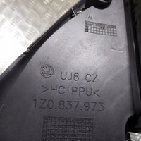 Skoda Octavia Mk2 (1Z) Altro elemento di rivestimento della portiera anteriore 1Z0837973