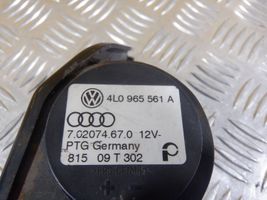 Audi Q7 4L Sähköinen jäähdytysnesteen apupumppu 4L0965561A