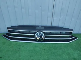 Volkswagen PASSAT B8 Etupuskurin ylempi jäähdytinsäleikkö 3G0853651DJ