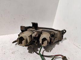 Mazda 323 F Lampa przednia 11061708