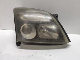 Opel Vectra C Lampa przednia 15588800