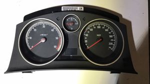 Opel Astra H Geschwindigkeitsmesser Cockpit 13267536