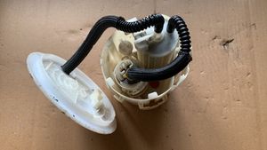 Opel Astra H Pompe à carburant 13238851