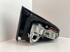 Volkswagen Golf VII Lampy tylnej klapy bagażnika 5G0945094N