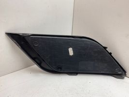 Seat Ibiza IV (6J,6P) Etupuskurin alempi jäähdytinsäleikkö 6J0853666D