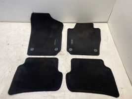 Seat Ibiza IV (6J,6P) Kit tapis de sol auto 