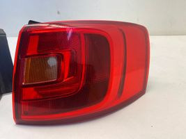 Volkswagen Jetta VI Aizmugurējo lukturu komplekts 