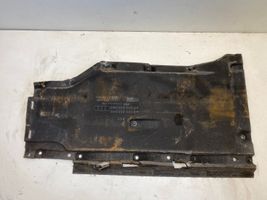 Audi A4 S4 B9 Vidurinė dugno apsauga 8W0825208B