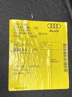 Audi A3 8Y Tavaratilan/takakontin alempi sivuverhoilu 8Y4863880