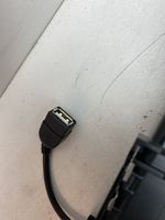 Volkswagen Touran II Connettore plug in USB 5N0035344C