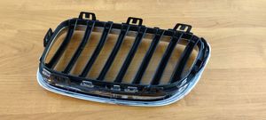 BMW 2 F22 F23 Grille calandre supérieure de pare-chocs avant 7295522