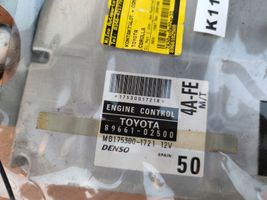 Toyota Corolla E110 Moottorinohjausyksikön sarja ja lukkosarja 8966102500