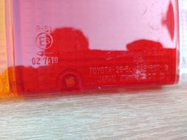 Toyota Land Cruiser (J100) Feux arrière / postérieurs 81561-35061