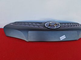 Hyundai i30 Griglia superiore del radiatore paraurti anteriore 86352-A6300