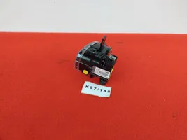 Nissan Juke II F16 Światło przeciwmgłowe przednie 261504122R