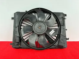 Mercedes-Benz C AMG W204 Ventilatore di raffreddamento elettrico del radiatore A2045000755