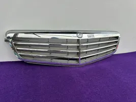 Mercedes-Benz C W204 Grille de calandre avant A2048800323