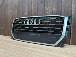 Audi Q2 - Maskownica / Grill / Atrapa górna chłodnicy 81A853651