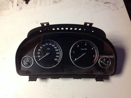 BMW 5 F10 F11 Spidometrs (instrumentu panelī) 9249345