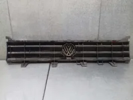 Volkswagen Santana Grille de calandre avant 321853653N