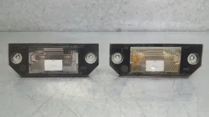 Ford Focus Lampa oświetlenia tylnej tablicy rejestracyjnej 3M5A13550A