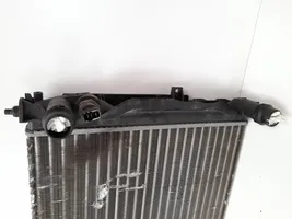 Volkswagen PASSAT B5 Радиатор охлаждающей жидкости 231537